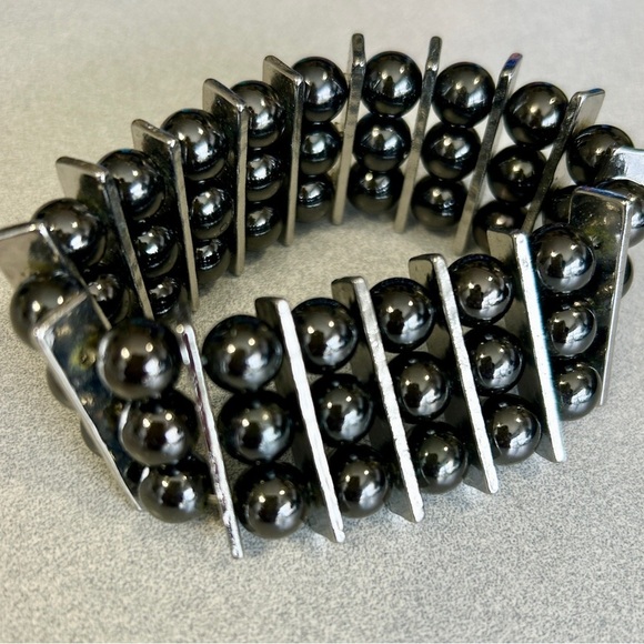 CHICO'S THREE (3) PIECE SET!  Necklace, earrings, and bracelet - Picture 8 of 13